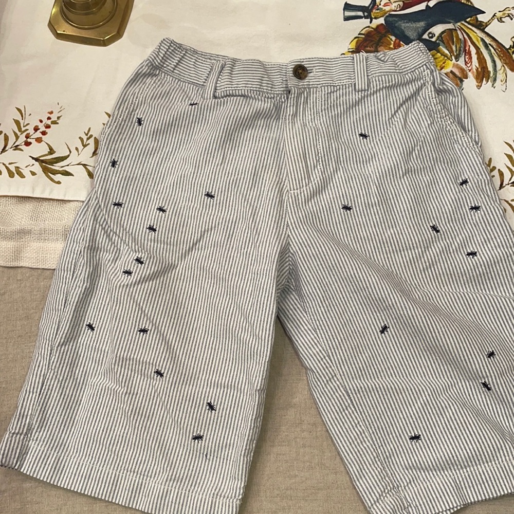 Brooks Brothers boys shorts size 12. Blue seersucker with embroidered ants